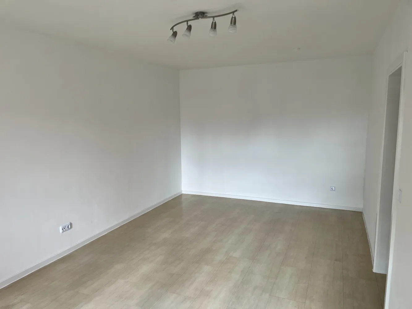 2 Zimmer Wohnung mit 58 m² in Saarbrücken – Bild 3