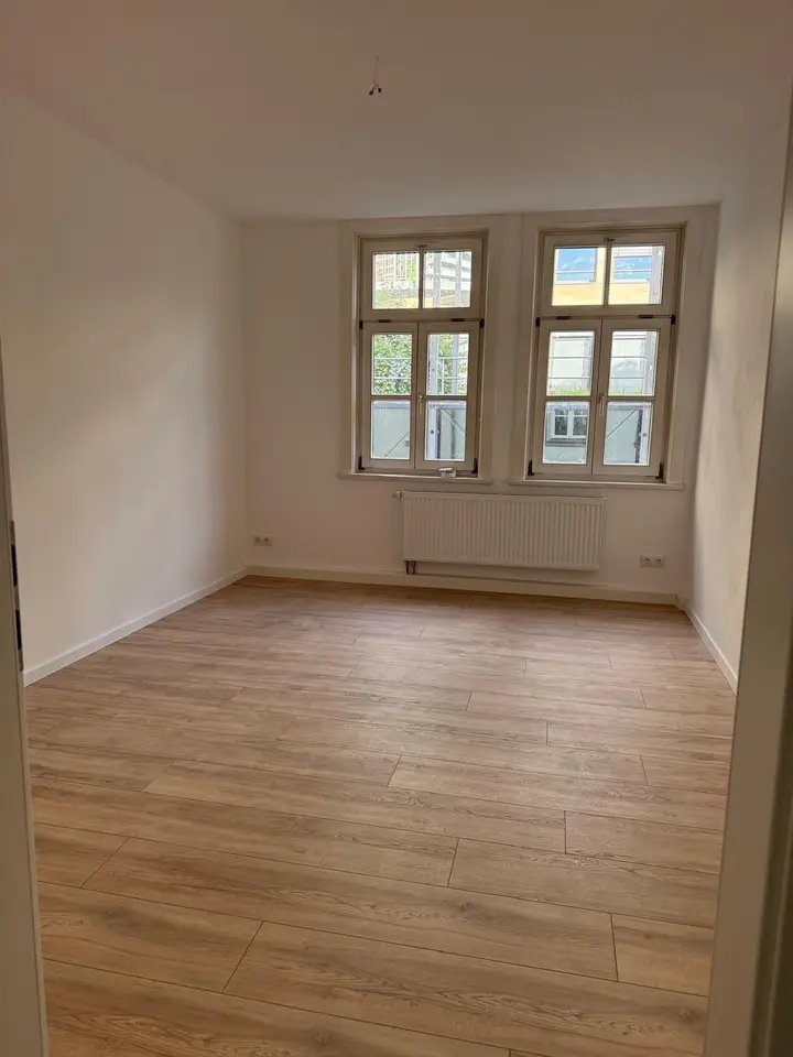 4 Zimmer Wohnung mit 90 m² in Erfurt – Bild 1