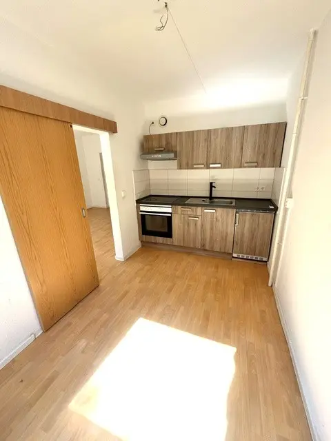 3 Zimmer Wohnung mit 58 m² in Schwerin – Bild 3