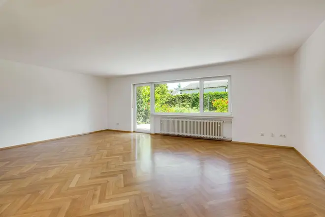 7 Zimmer Haus mit 174 m² in München – Bild 1