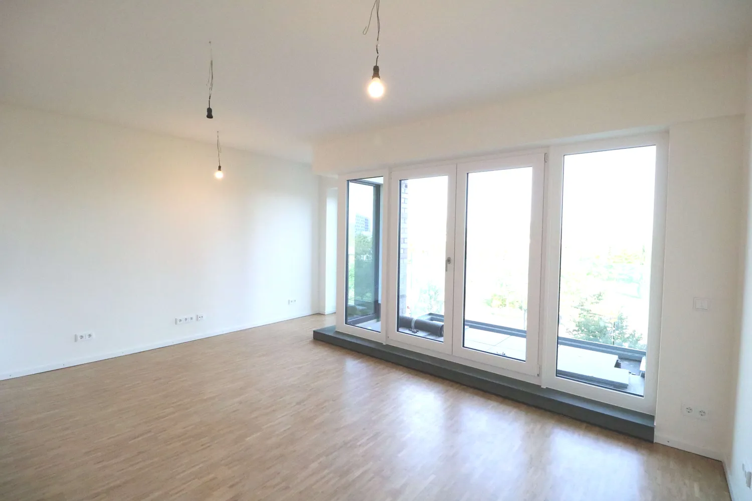 2 Zimmer Wohnung mit 65 m² in Hamburg – Bild 1