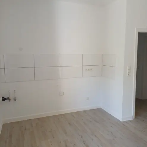 2 Zimmer Wohnung mit 42 m² in Oberhausen – Bild 2
