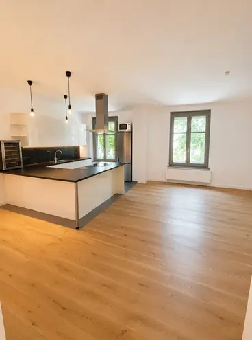 4 Zimmer Wohnung mit 141 m² in Frankfurt am Main – Bild 2