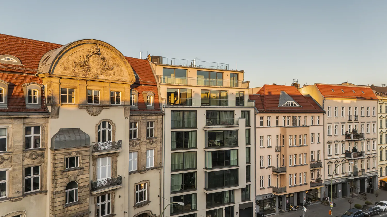 4 Zimmer Wohnung mit 367 m² in Berlin – Bild 3