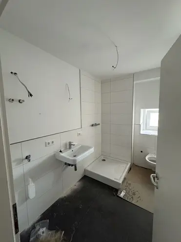 6 Zimmer Wohnung mit 150 m² in Wuppertal – Bild 2