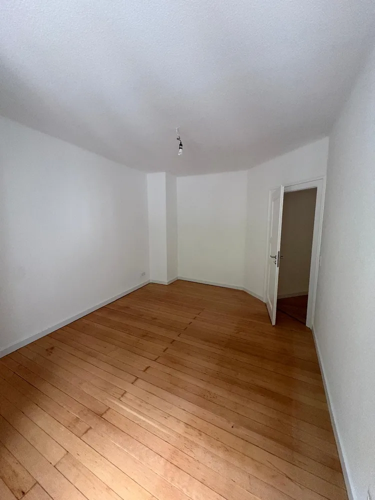 2 Zimmer Wohnung mit 56 m² in Baden-Baden – Bild 2