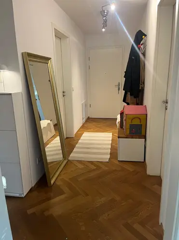 4 Zimmer Wohnung mit 103 m² in Frankfurt am Main – Bild 1