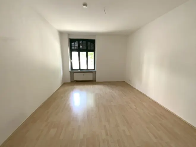 3 Zimmer Wohnung mit 95 m² in Magdeburg – Bild 2