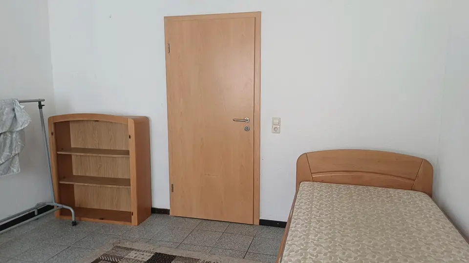 WG-Zimmer mit 98 m² in Stuttgart – Bild 2