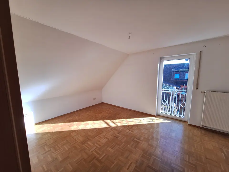3 Zimmer Wohnung mit 68 m² in Ansbach – Bild 2