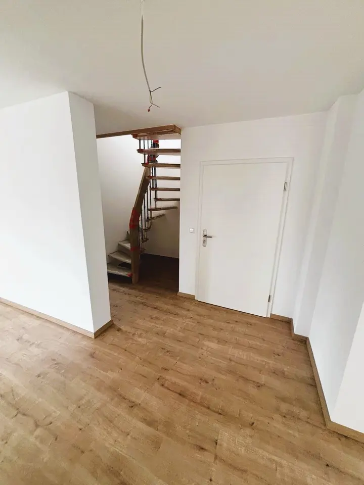 6 Zimmer Wohnung mit 122 m² in Aalen – Bild 8