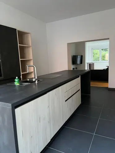 2 Zimmer Wohnung mit 80 m² in Köln – Bild 1