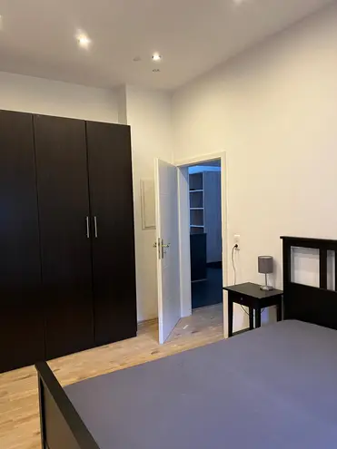 2 Zimmer Wohnung mit 80 m² in Köln – Bild 10