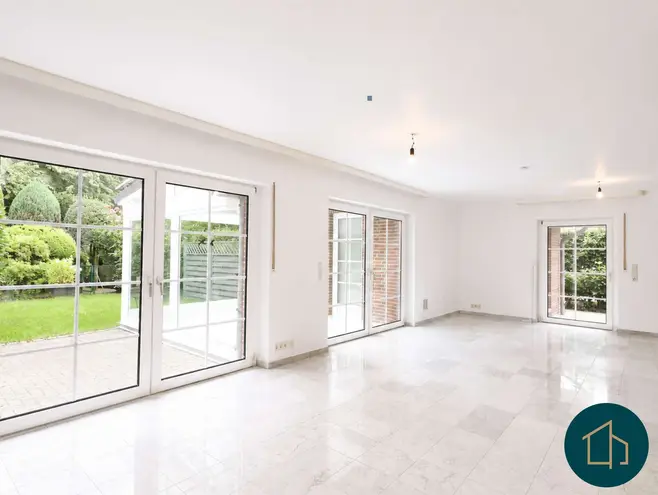 3 Zimmer Haus mit 140 m² in Hamburg – Bild 6