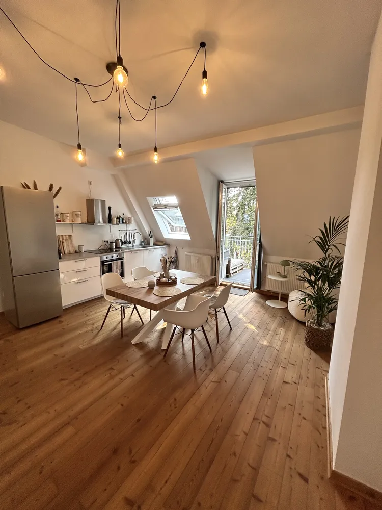 3 Zimmer Wohnung mit 82 m² in Köln – Bild 1