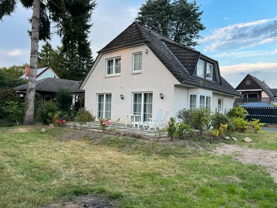 6 Zimmer Haus mit 136 m² in Norderstedt – Bild 1