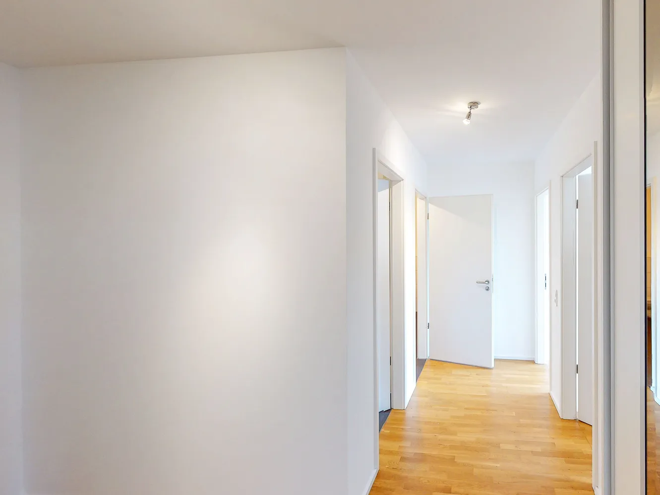 3 Zimmer Wohnung mit 107 m² in Stuttgart – Bild 11