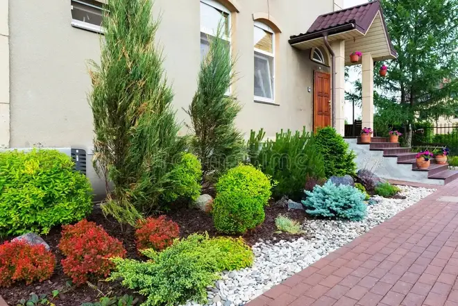 8 Zimmer Haus mit 244 m² in Leverkusen – Bild 1