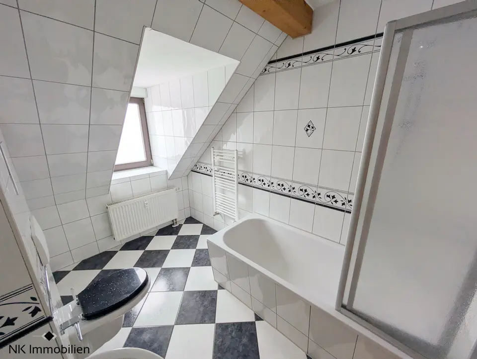 4 Zimmer Wohnung mit 95 m² in Zwickau – Bild 8