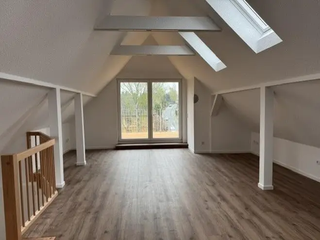 5 Zimmer Wohnung mit 140 m² in Chemnitz – Bild 2
