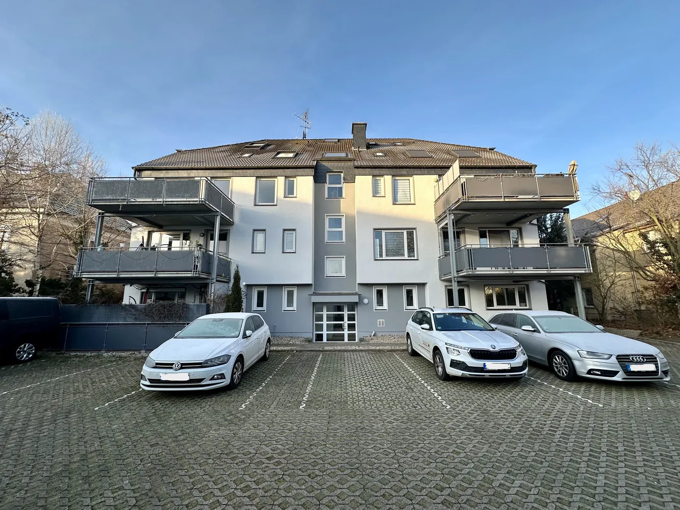 4 Zimmer Wohnung mit 133 m² in Halle (Saale) – Bild 2