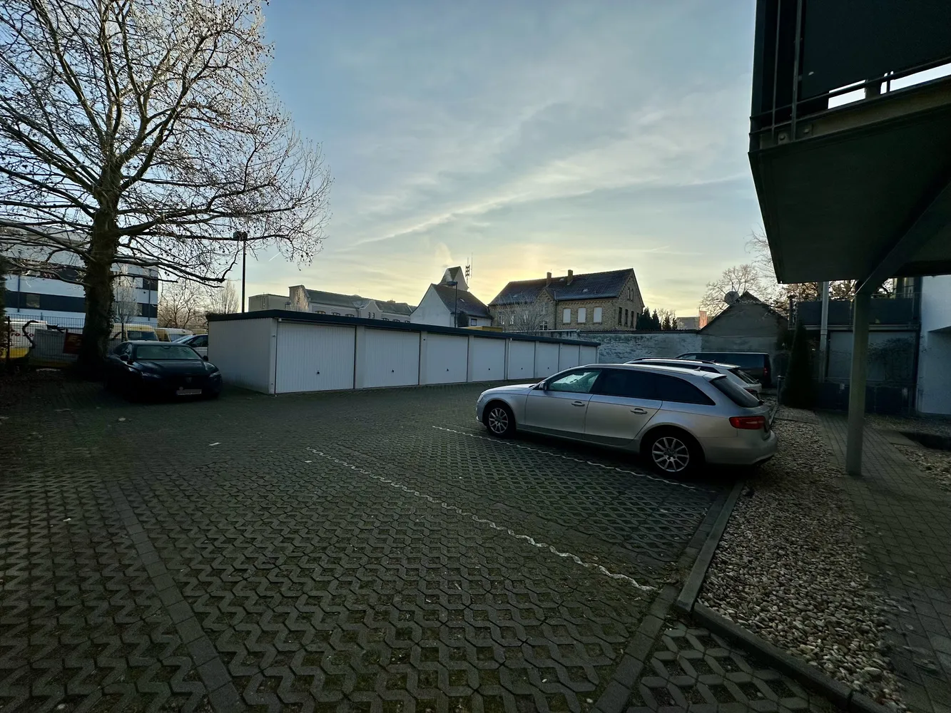 4 Zimmer Wohnung mit 133 m² in Halle (Saale) – Bild 3