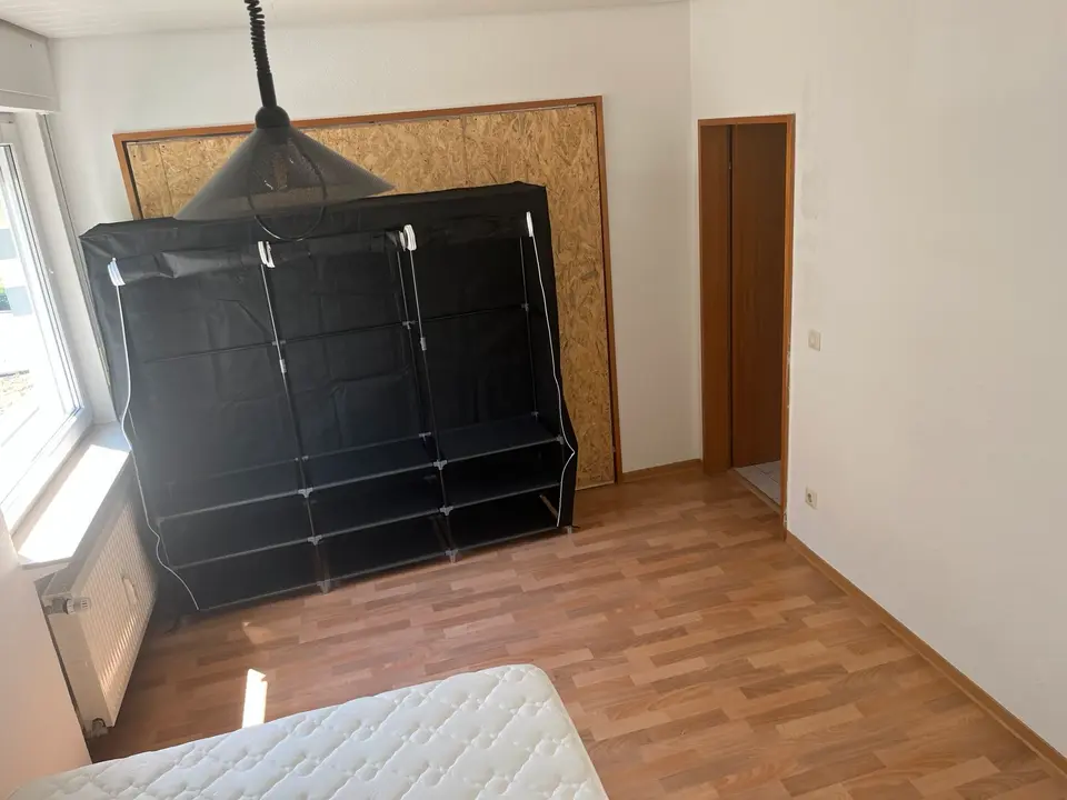 WG-Zimmer mit 92 m² in Rüsselsheim am Main – Bild 2