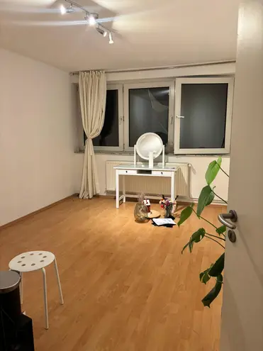 1 Zimmer Wohnung mit 38 m² in Frankfurt am Main – Bild 1