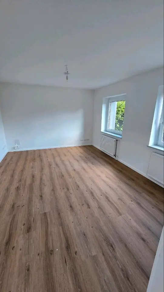 2 Zimmer Wohnung mit 73 m² in Neumünster – Bild 1