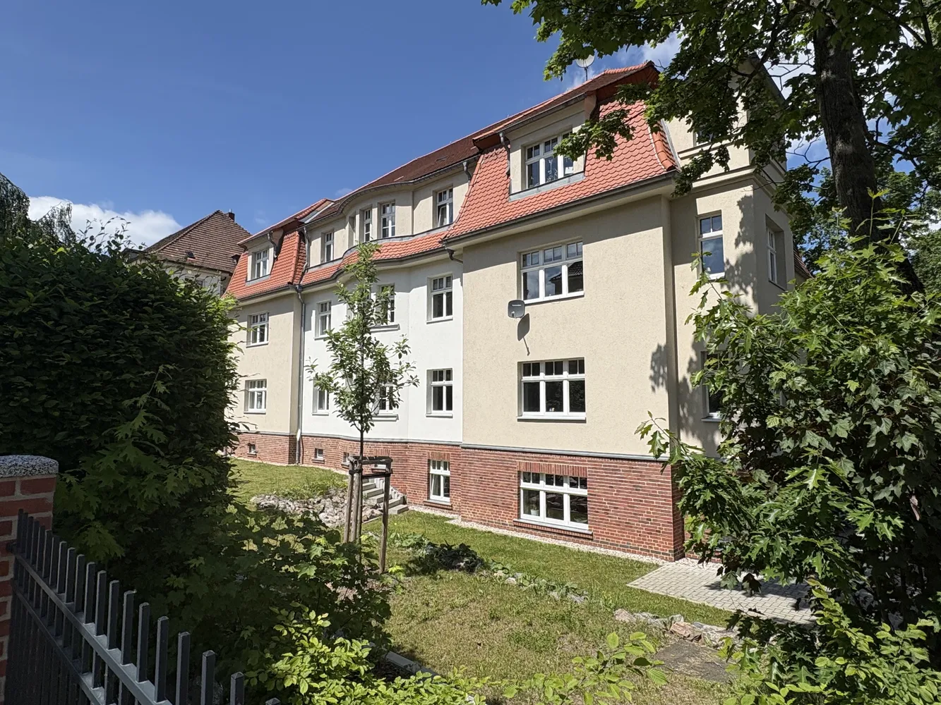 4 Zimmer Wohnung mit 115 m² in Freiberg – Bild 1