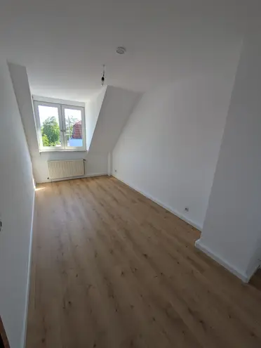 3 Zimmer Wohnung mit 82 m² in Karlsruhe – Bild 3