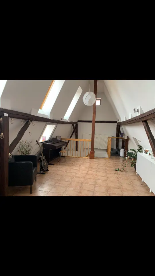 5 Zimmer Wohnung mit 146 m² in Sangerhausen – Bild 1