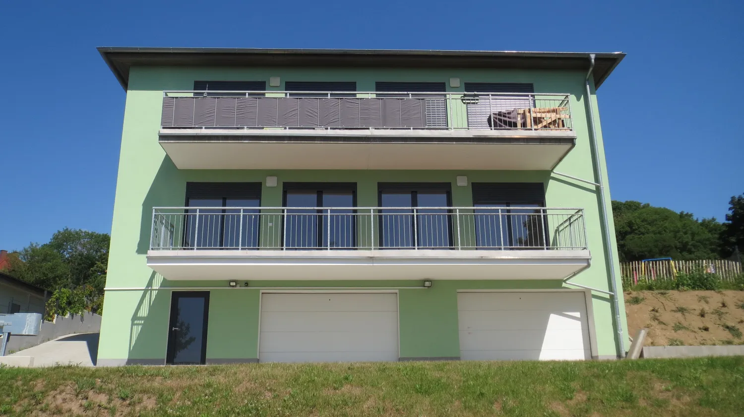 4 Zimmer Wohnung mit 145 m² in Plauen – Bild 2
