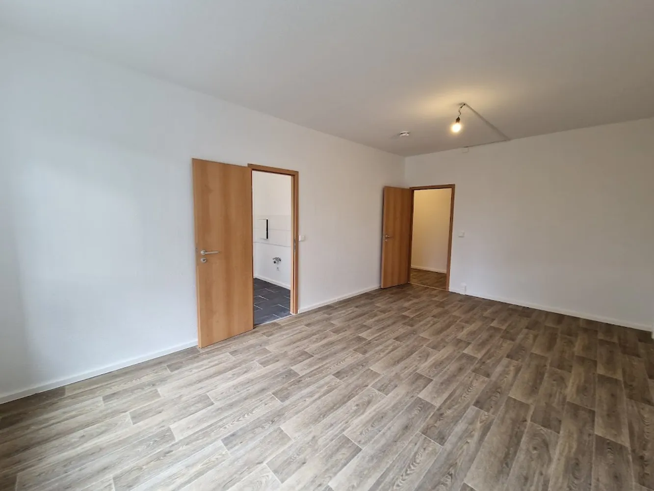 3 Zimmer Wohnung mit 89 m² in Leipzig – Bild 2