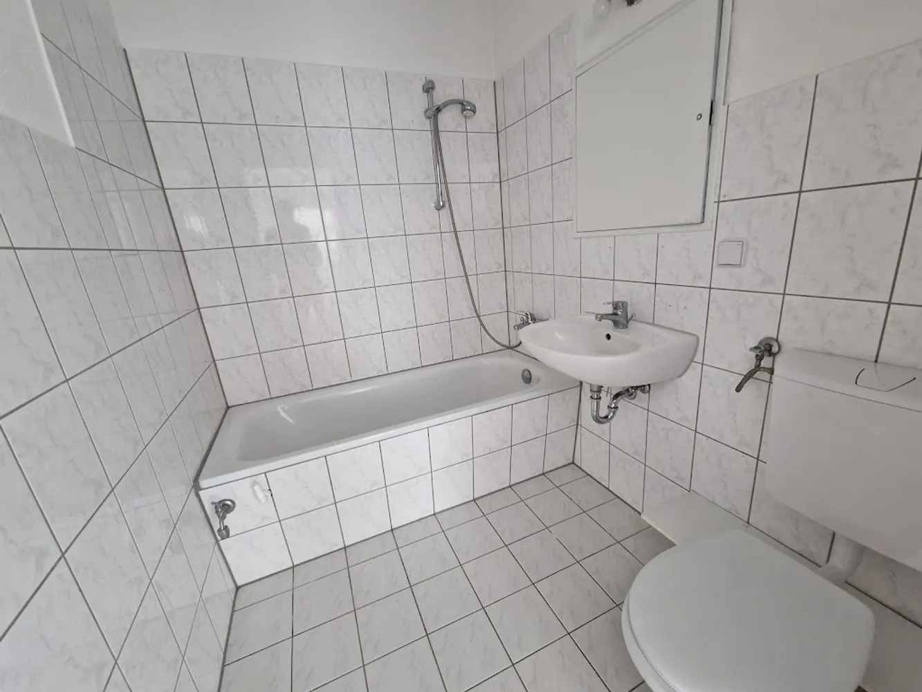 2 Zimmer Wohnung mit 48 m² in Neubrandenburg – Bild 5
