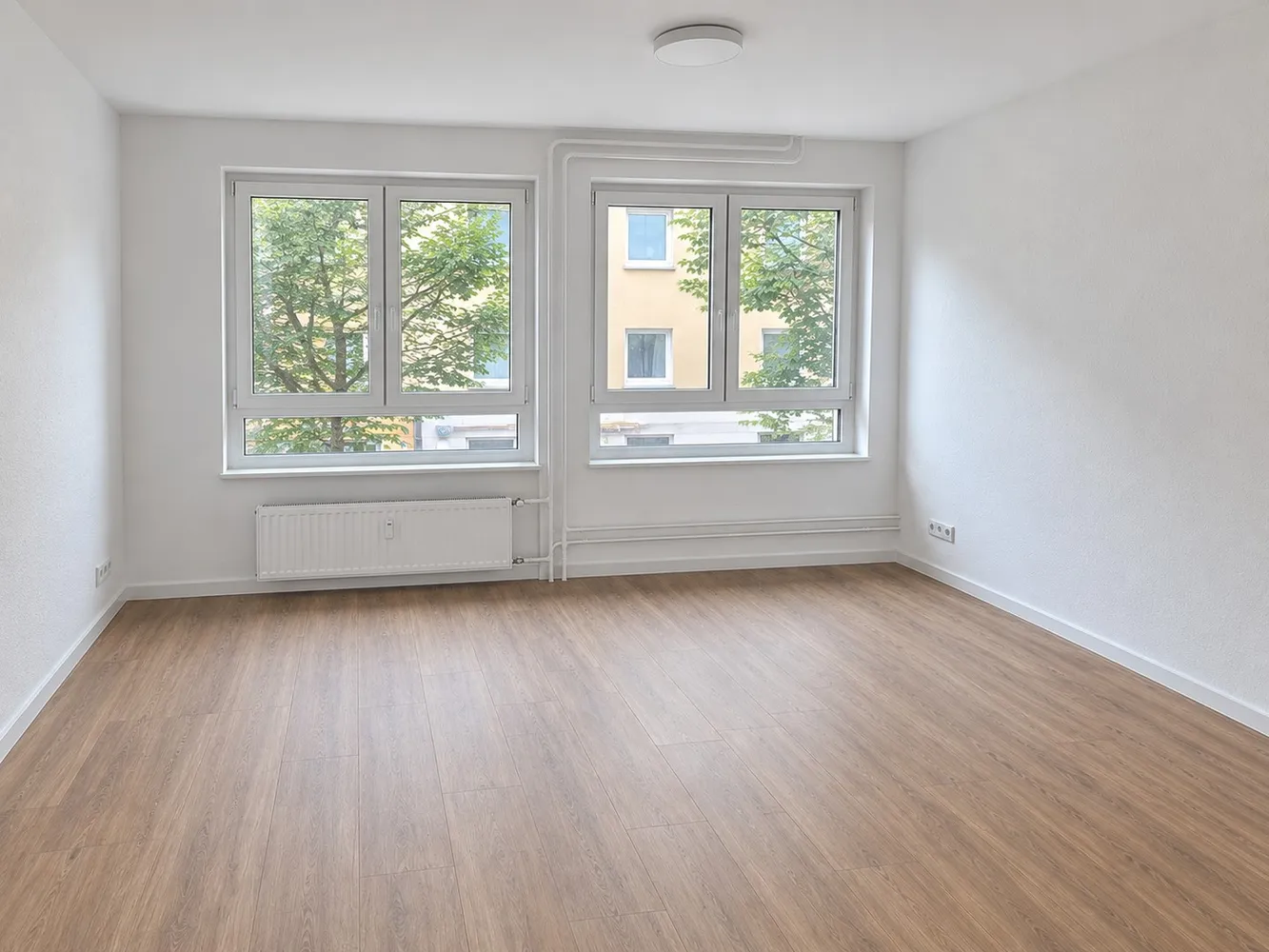 4 Zimmer Wohnung mit 85 m² in Wiesbaden – Bild 1