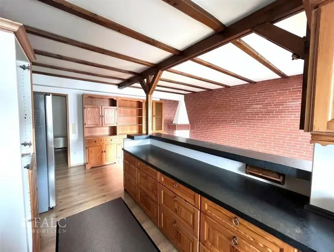 5 Zimmer Wohnung mit 118 m² in Essen – Bild 2