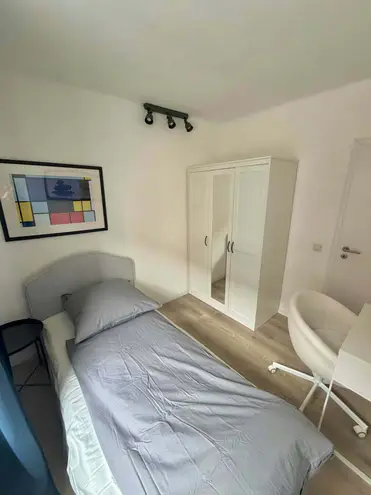 WG-Zimmer mit 15 m² in Düsseldorf – Bild 2