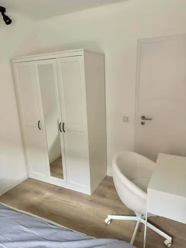 WG-Zimmer mit 15 m² in Düsseldorf – Bild 3