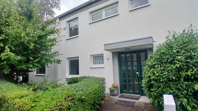 7 Zimmer Haus mit 190 m² in Wiesbaden – Bild 2