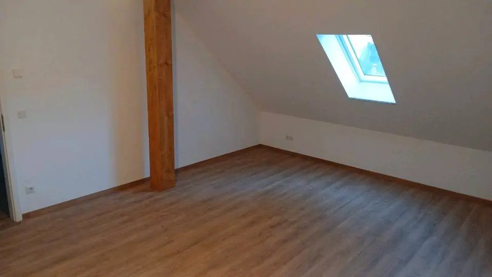 4 Zimmer Haus mit 195 m² in Oranienburg – Bild 1