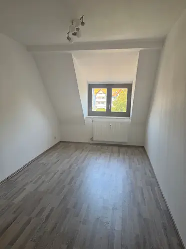 5 Zimmer Wohnung mit 110 m² in Regensburg – Bild 5