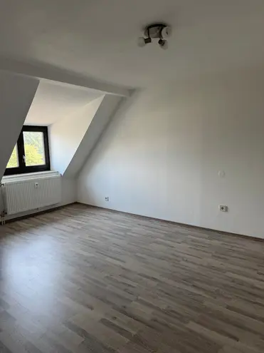 5 Zimmer Wohnung mit 110 m² in Regensburg – Bild 6