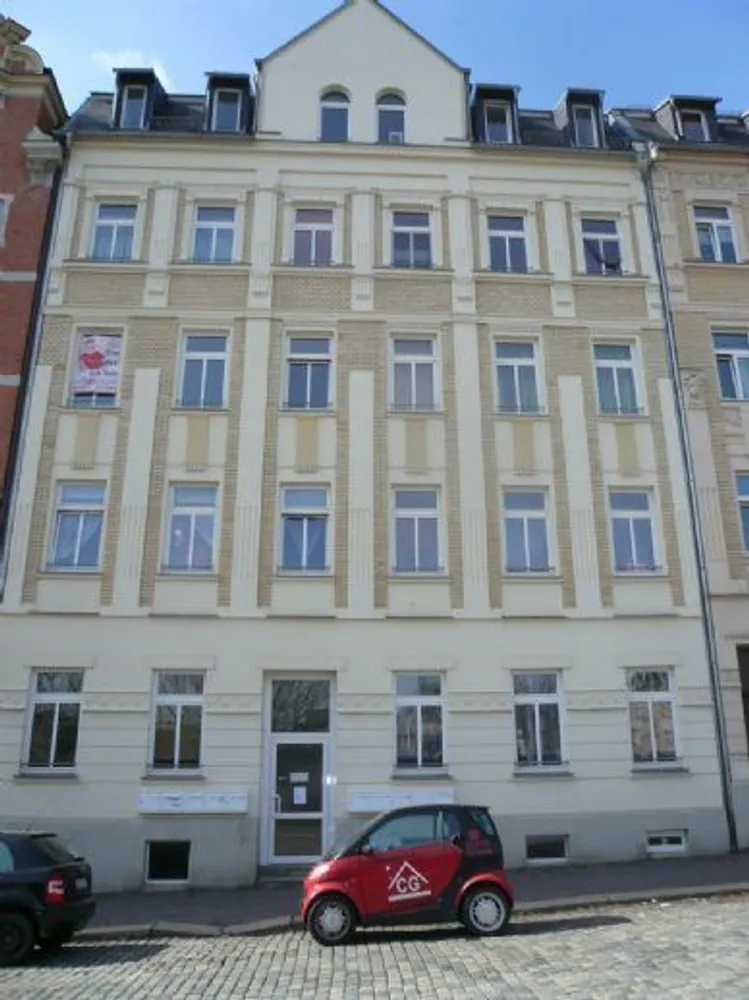 2 Zimmer Wohnung mit 66 m² in Plauen – Bild 2