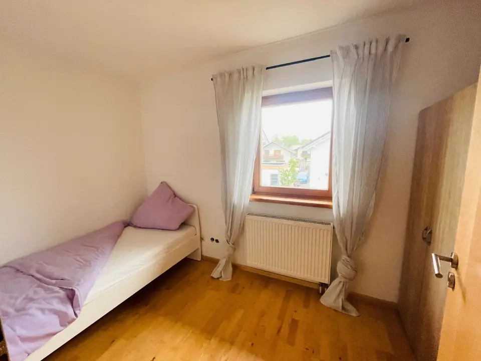WG-Zimmer mit 165 m² in Rosenheim – Bild 2