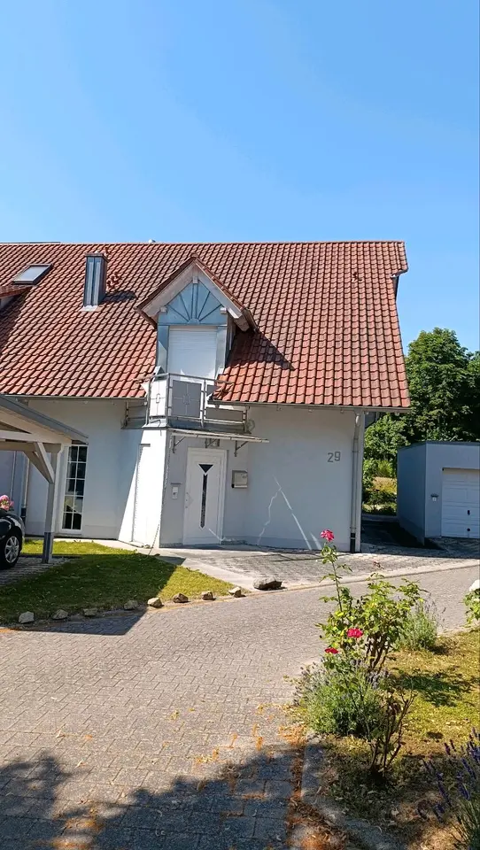 3 Zimmer Wohnung mit 98 m² in Freiburg im Breisgau – Bild 1
