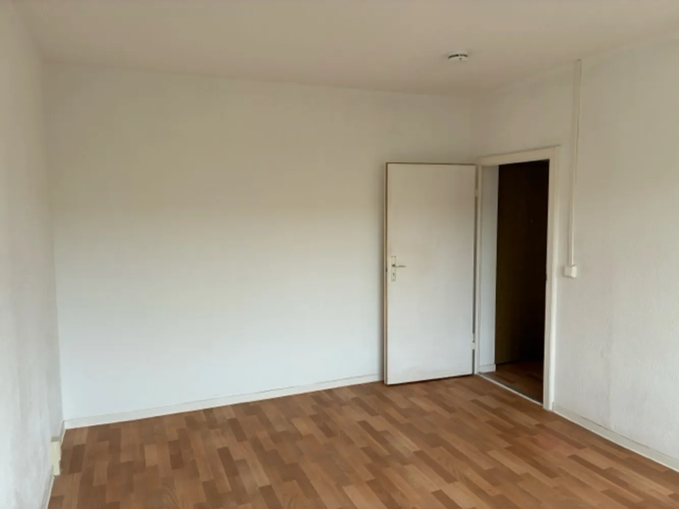 2 Zimmer Wohnung mit 42 m² in Halle (Saale) – Bild 5