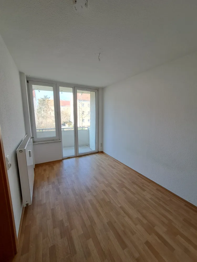 2 Zimmer Wohnung mit 44 m² in Halle (Saale) – Bild 4