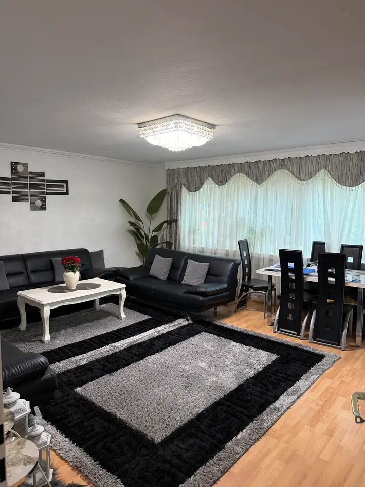 3 Zimmer Wohnung mit 90 m² in Remscheid – Bild 1