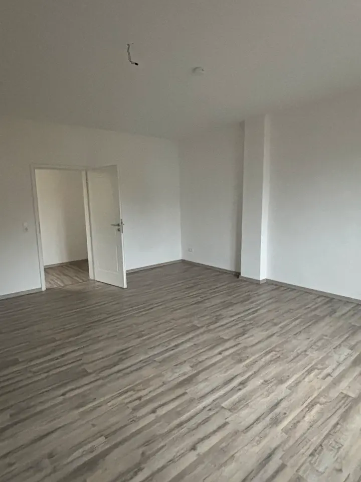 3 Zimmer Wohnung mit 125 m² in Dessau-Roßlau – Bild 2
